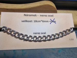 Náramek z nerezové oceli